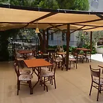 Apart-hotel Ahmeda 3*
