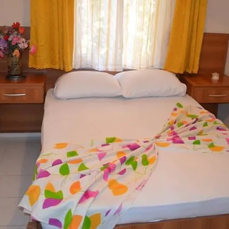 Ahmeda Aparthotel 2*